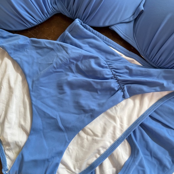 Victoria Secret Bikini Underwire Halter & Ruched Bikini Bundle! - Picture 4 of 7